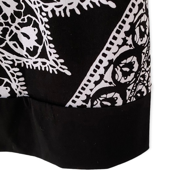 White House Black Market Kimono-style Top | M - Picture 4 of 9